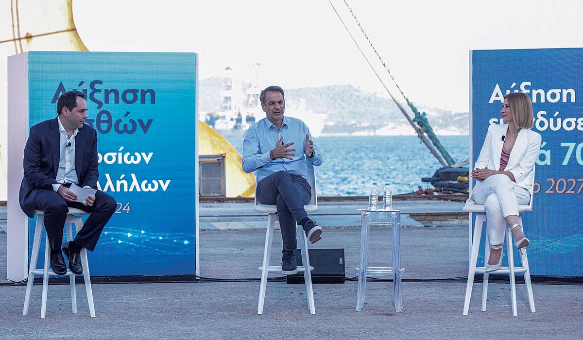 Λεφτά υπάρχουν: Σε πανικό ο πρωθυπουργός, βαδίζει στα χνάρια του ανεκδιήγητου ΓΑΠ