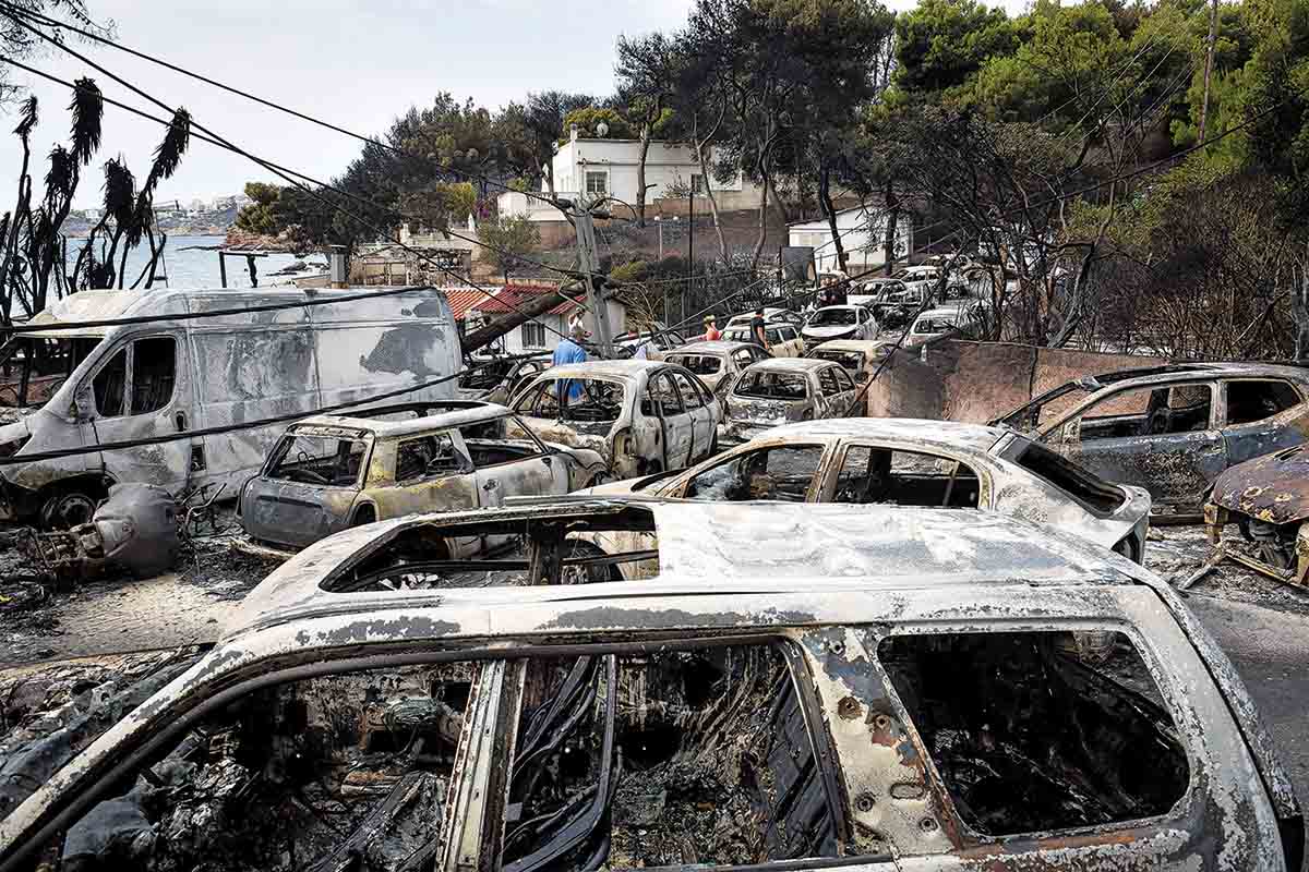 Μάτι: Μη ταυτοποιημένα μέλη σε τάφο!